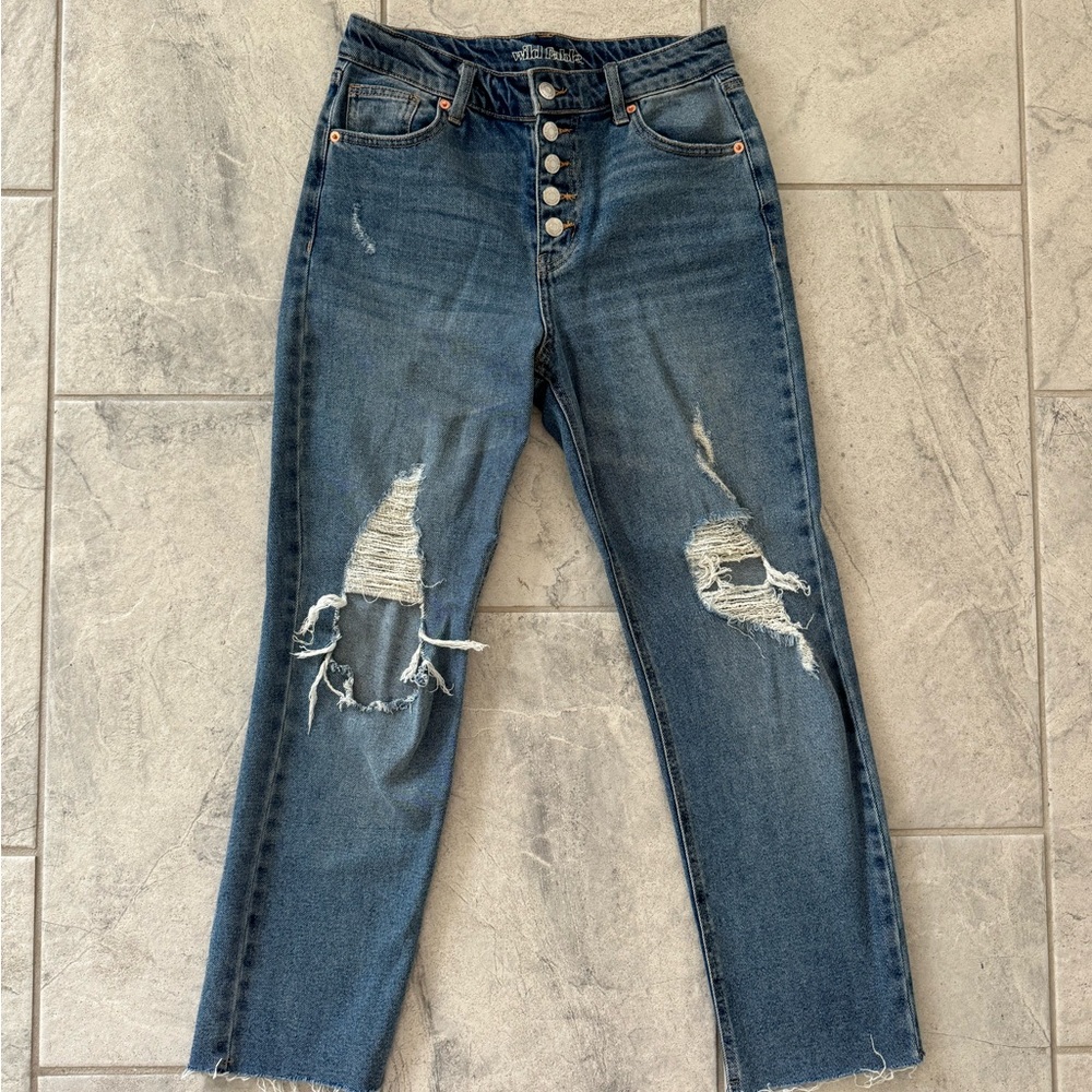 Wild Fable distressed jeans size 6
